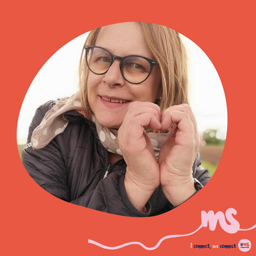 Caroline Régnard-Mayer: "Zum Welt-MS-Tag: Über Ländergrenzen hinaus verbunden, miteinander für die gleiche Sache, digital verbinden, damit niemand mit seiner Erkrankung alleine ist!"